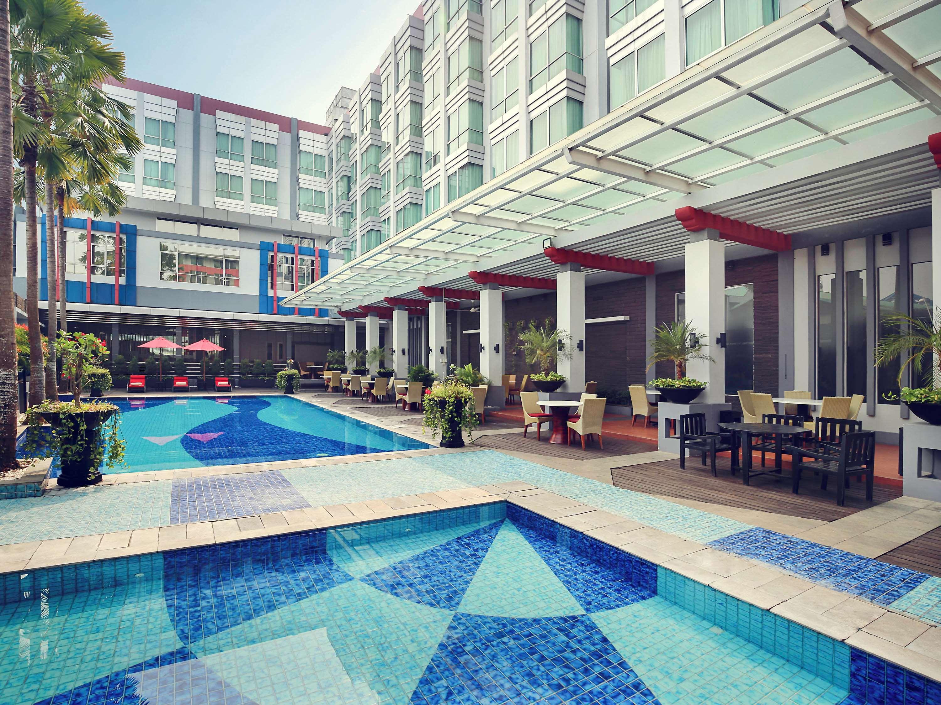 Mercure Pontianak City Center Kültér fotó