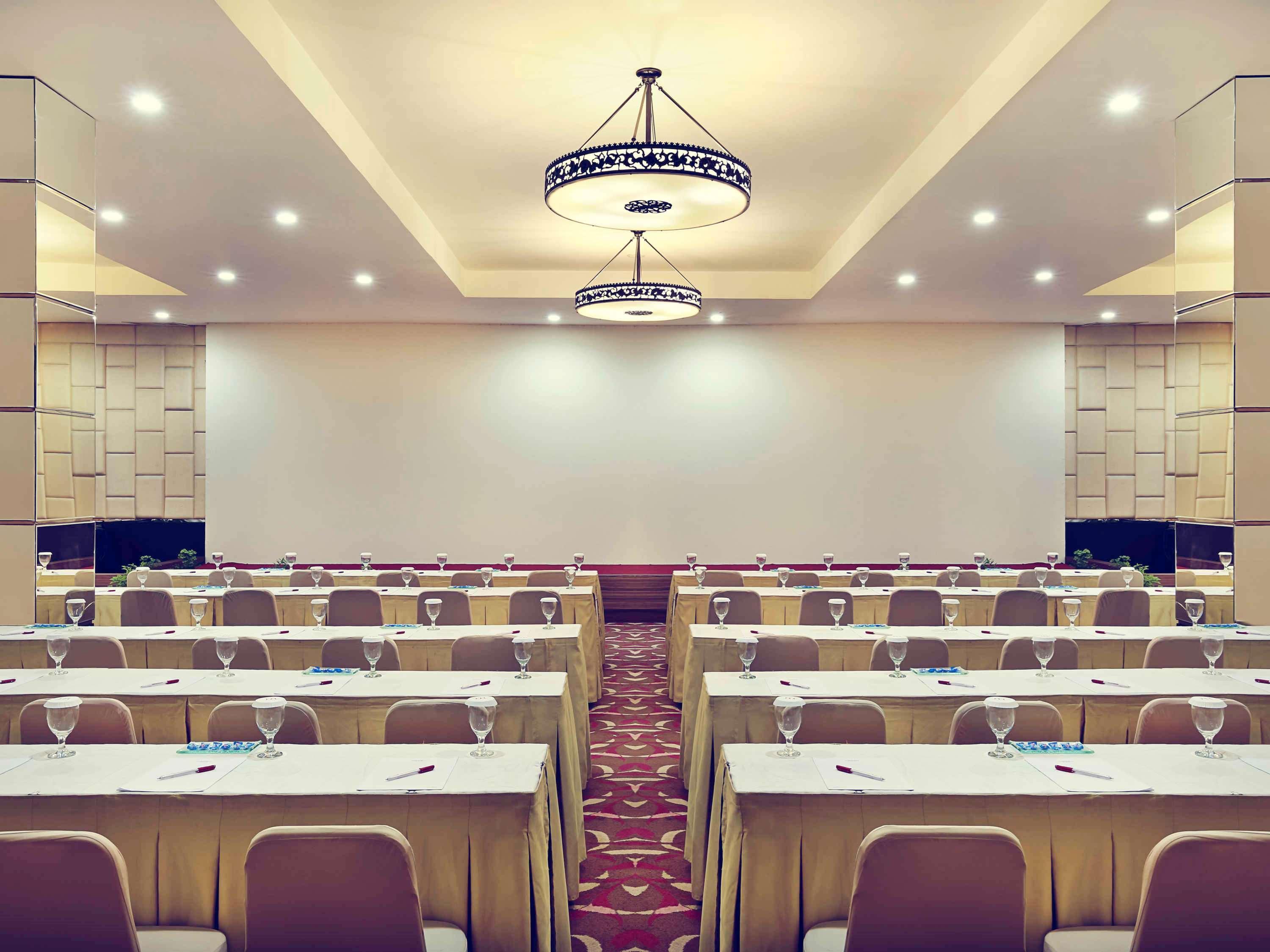 Mercure Pontianak City Center Kültér fotó