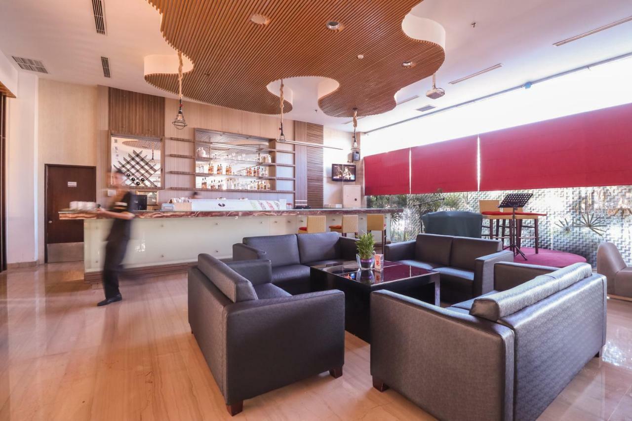 Mercure Pontianak City Center Kültér fotó